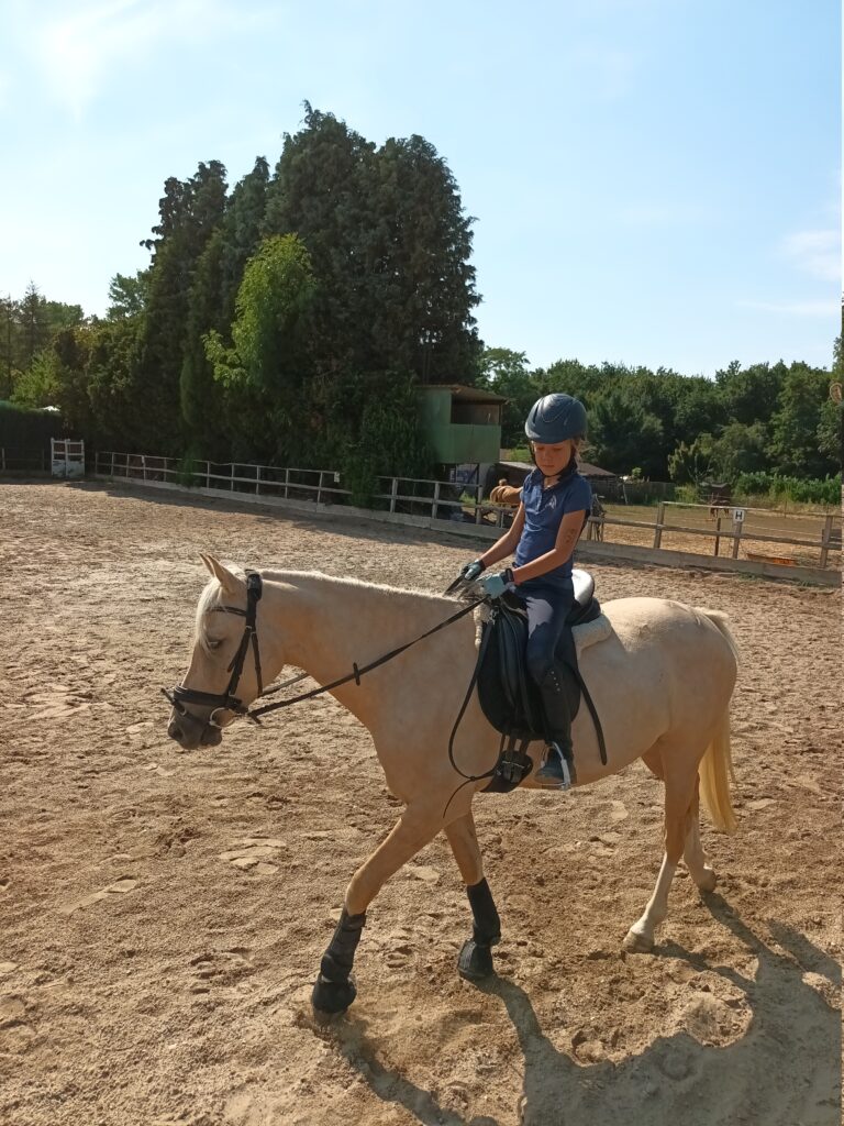 FOTO Schumacher Mila Glückliche Jugendliche nach epplejeck-Gewinn